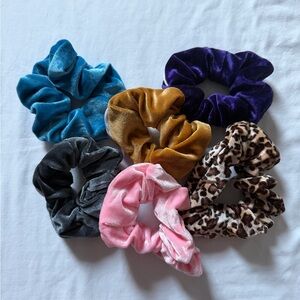 Velvet Scrunchies Set (Hidden Pockets)